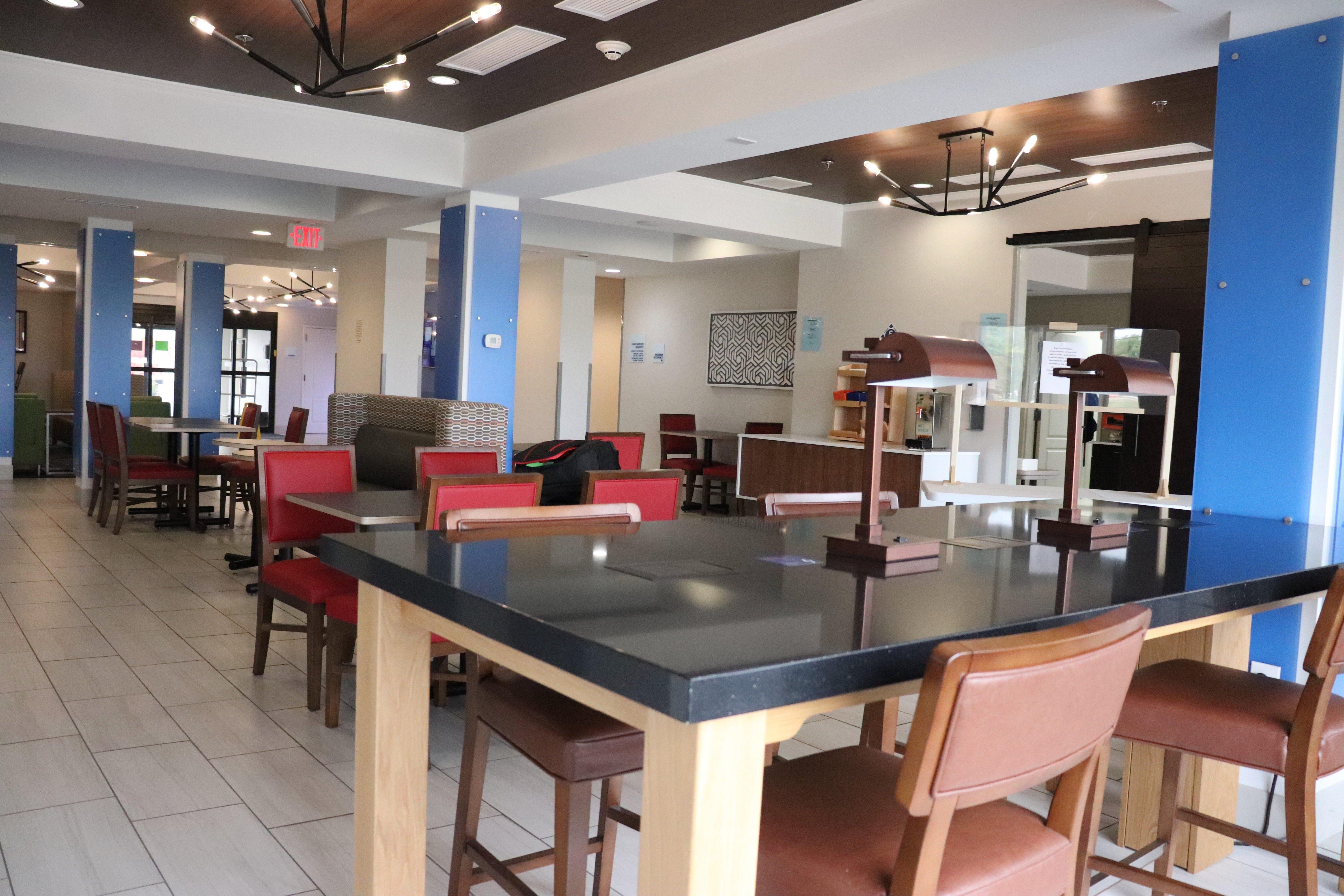 Holiday Inn Express Hotel & Suites Crawfordsville By Ihg Exteriér fotografie