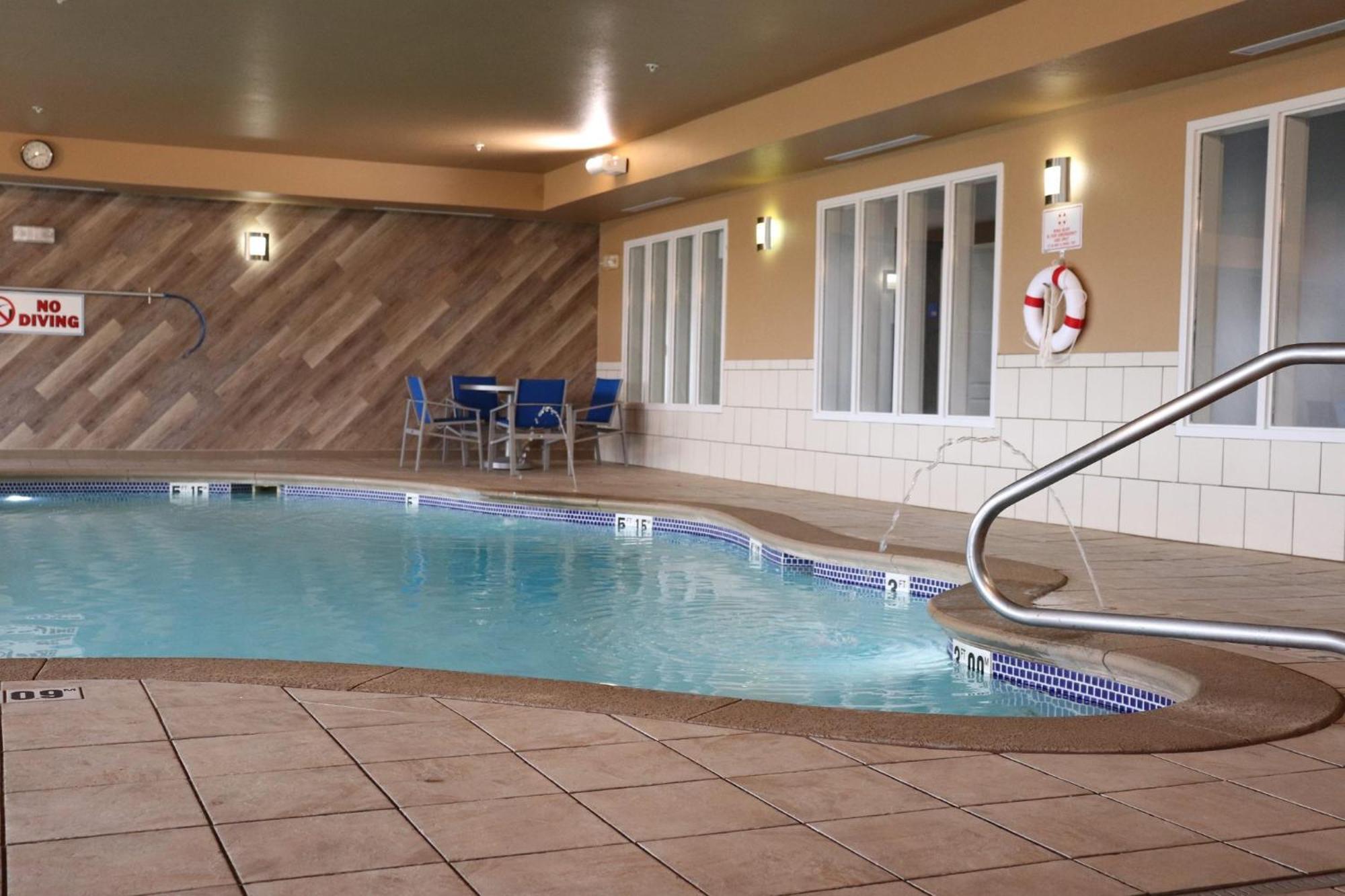 Holiday Inn Express Hotel & Suites Crawfordsville By Ihg Exteriér fotografie